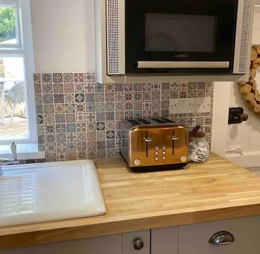 Periwinkle Ruswarp * Whitby