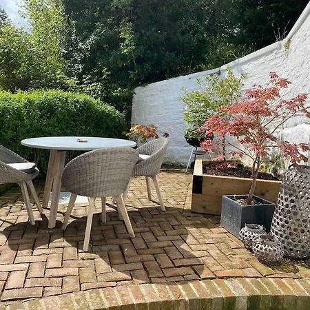 Periwinkle Ruswarp בית נופש *